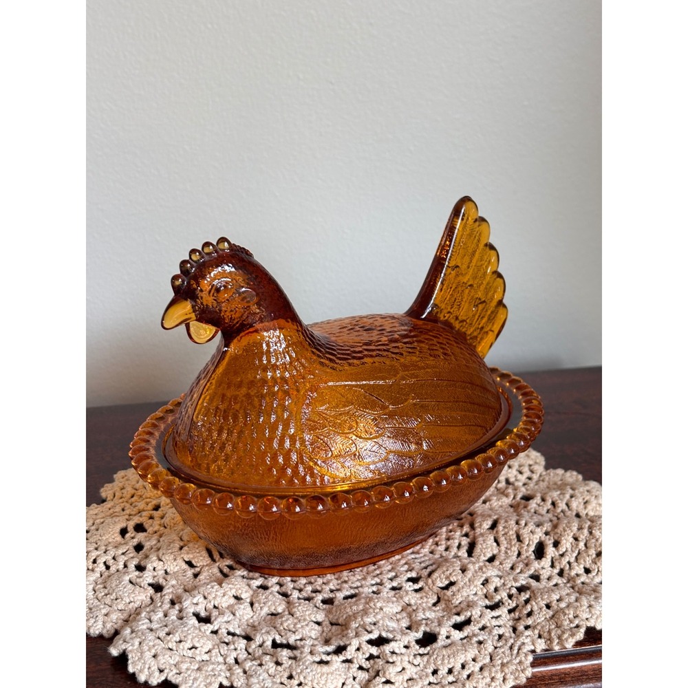 Vintage Indiana Glass 7-inch amber Hen on Nest perfect beaded rim no chips